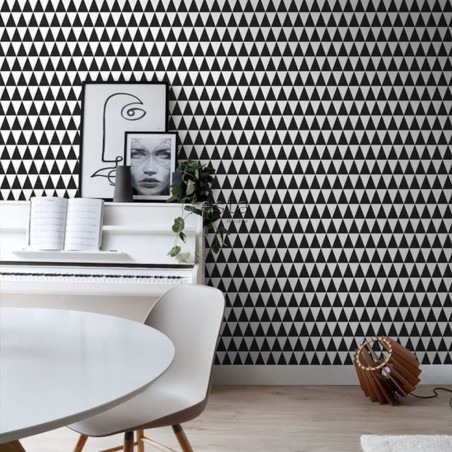 Tapeta w czarno-białe trójkąty