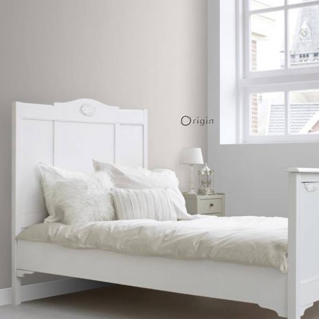 Różowa tapeta gładka błyszcząca do sypialni