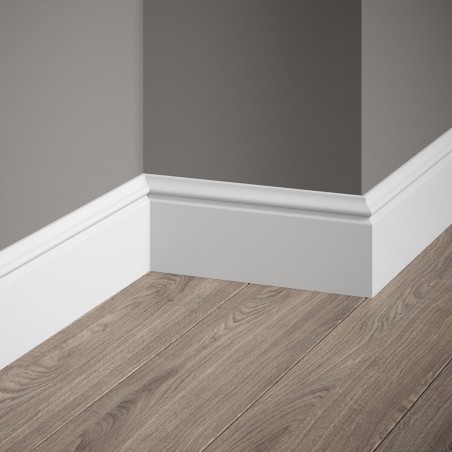 Biała listwa przypodłogowa MD018