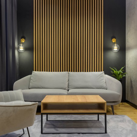 Lamele akustyczne na płycie HDF w salonie