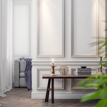 Białe listwy dekoracyjne w domu