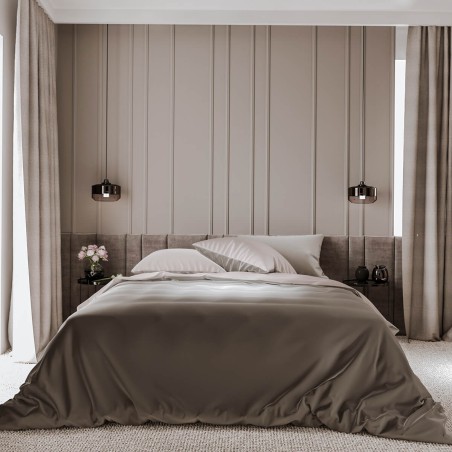 Nowoczesna sypialnia - sztukateria na ścianach