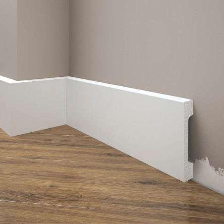cienka biała listwa przypodłogowa LPC-28 