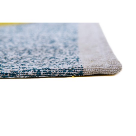 Kolorowy dywan w stylu eklektycznym