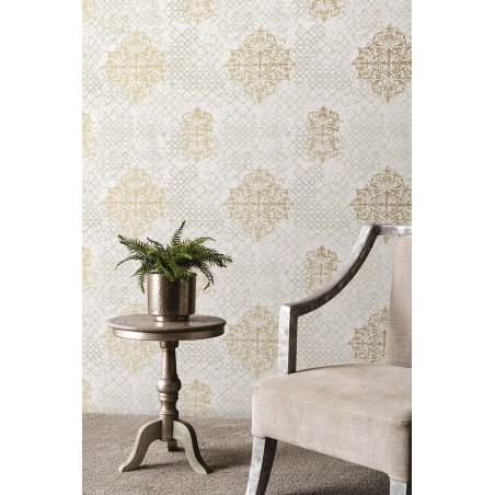 Elegancka tapeta ze złotem na ścianę